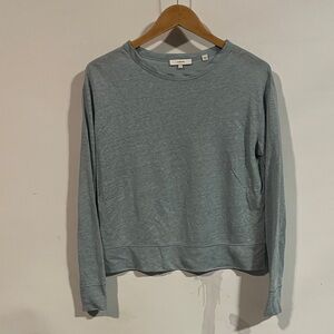 Vince 100% linen light blue Sweater